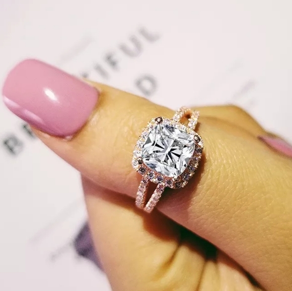 Gorgeous Rose Gold Rings Set - Picture 3 of 6